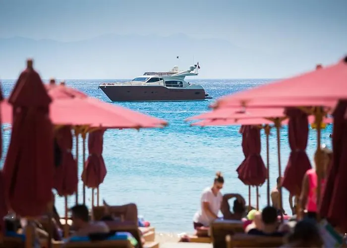 Super Rockies סופר פרדייז ביץ'